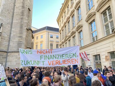 Minoritenplatz 4701.jpg