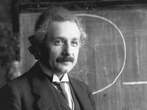 Einstein.JPG
